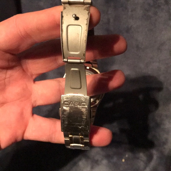 Casio watch - Picture 3 of 3
